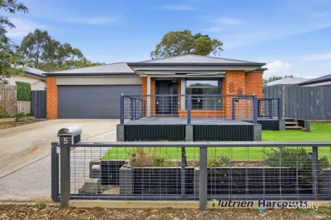 5 RATTRAY ST, YEA, VIC 3717