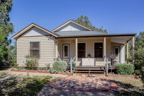 30 Centre Rd, Raymond Island, VIC 3880