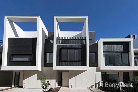 Property photo of 30 Kokoda Place Mordialloc VIC 3195