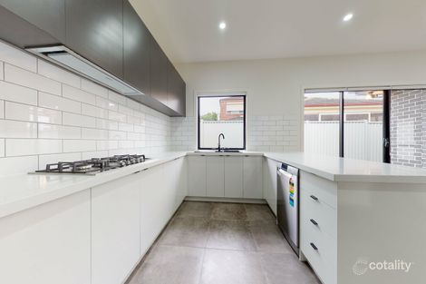Property photo of 2/122 Boundary Road Pascoe Vale VIC 3044