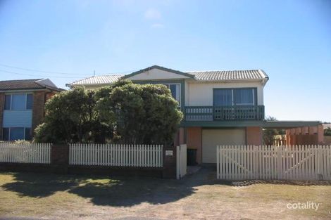 34 Ocean Ave, Anna Bay, NSW 2316