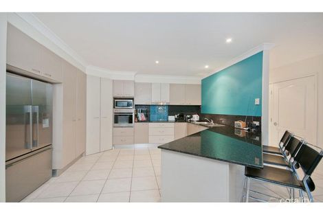 Property photo of 12 Ngeringa Crescent Chapel Hill QLD 4069