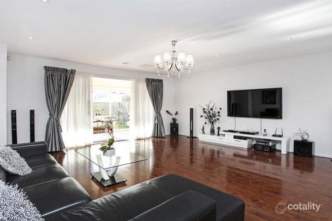 Property photo of 13 Europa Bend Sunshine West VIC 3020