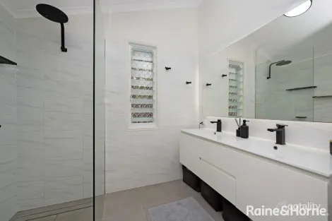 Property photo of 267 Stuart Drive Wulguru QLD 4811