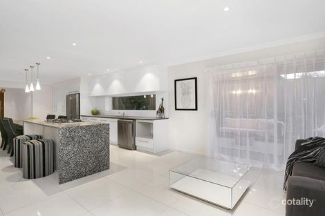 Property photo of 44 Gleneagle Street Kenmore QLD 4069