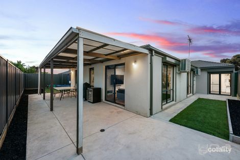 Property photo of 25 Mimosa Way Burnside Heights VIC 3023