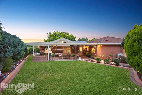 Property photo of 7 Chadbourn Place Narre Warren South VIC 3805