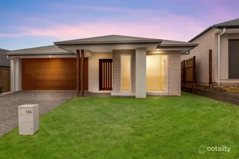 136 Sunny Cres, Ripley, QLD 4306