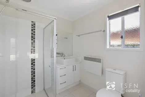 Property photo of 6 Triplett Avenue Ascot VIC 3551