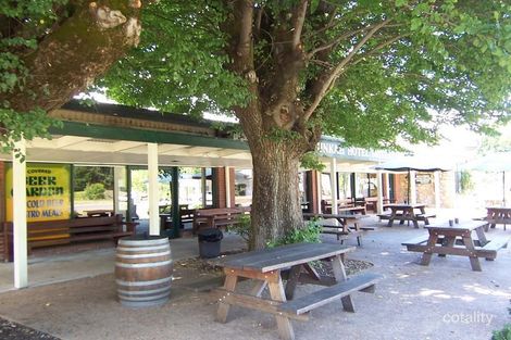 13 Nicholson St, Porepunkah, VIC 3740