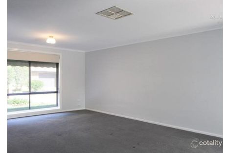 Property photo of 3/3 Leena Place Wagga Wagga NSW 2650