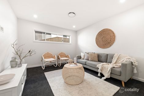 Property photo of 42 Milburn Circuit Boolaroo NSW 2284