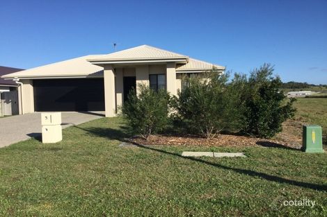 Property photo of 5 Tamarama Street Blacks Beach QLD 4740