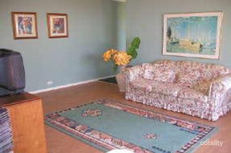 Property photo of 4 Dunning Avenue Bateau Bay NSW 2261