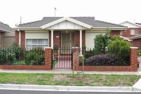 Property photo of 2/18 Sylvan Grove Pascoe Vale VIC 3044