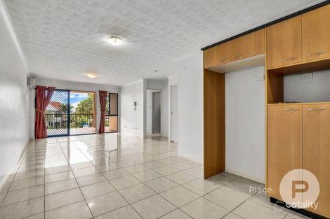 Property photo of 2/27 Victoria Street Clayfield QLD 4011