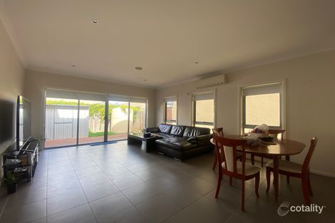 Property photo of 2/49 Hope Way Tarneit VIC 3029