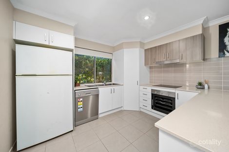 Property photo of 4/28 Swallow Court Newtown QLD 4350