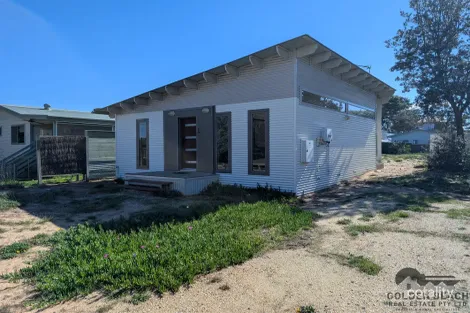 6 Wave Cap Ct, Golden Beach, VIC 3851