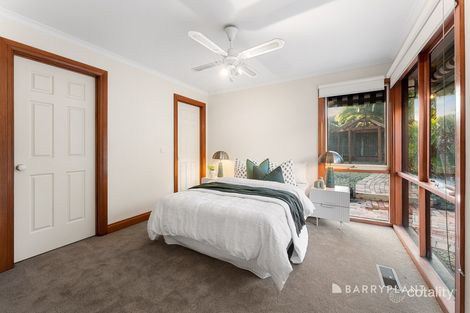 Property photo of 102 Amersham Drive Wantirna VIC 3152
