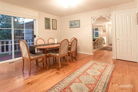 Property photo of 10 Bianca Court Mornington VIC 3931