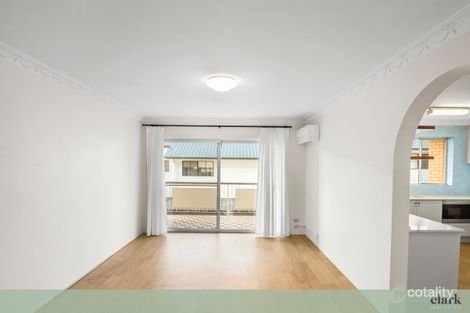 Property photo of 2/35 Miles Street Clayfield QLD 4011