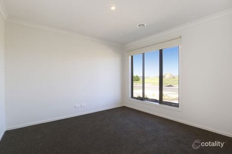 Property photo of 5 Siren Street Beveridge VIC 3753
