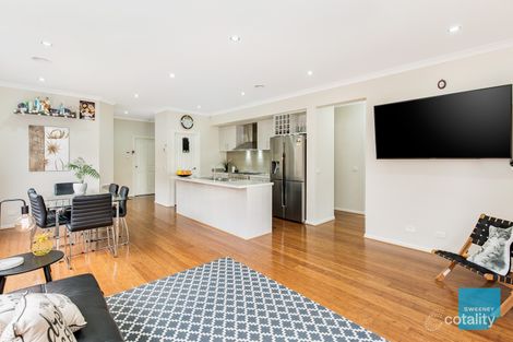 Property photo of 30 Belvedere Crescent Burnside VIC 3023