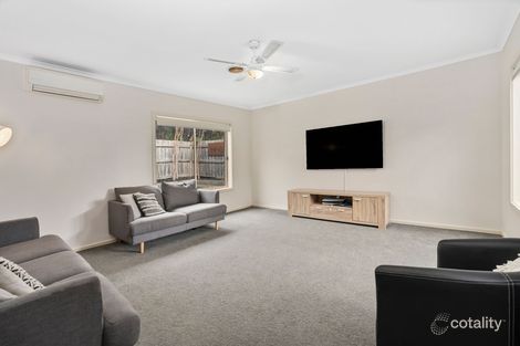 Property photo of 17 The Vineyard Waurn Ponds VIC 3216