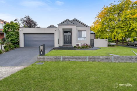 Property photo of 1 Cord Close Berwick VIC 3806