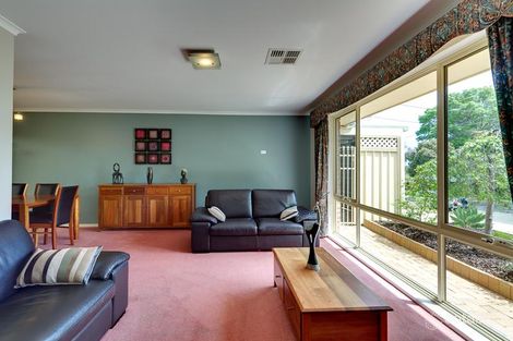 Property photo of 10 Tatiara Road Happy Valley SA 5159