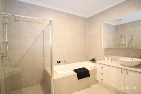 Property photo of 2/19 Beevers Street Altona North VIC 3025