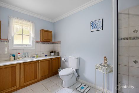 Property photo of 4 Cathedral Close Buxton VIC 3711