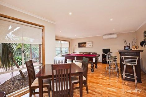 Property photo of 8 Sharne Court Cranbourne North VIC 3977