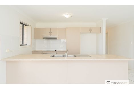 Property photo of 24 John Oxley Drive Gracemere QLD 4702