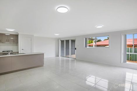 2/23 Sweeney St, Kearneys Spring, QLD 4350