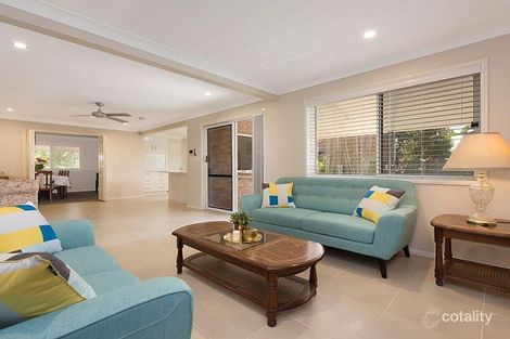 Property photo of 4 Salm Court Carindale QLD 4152