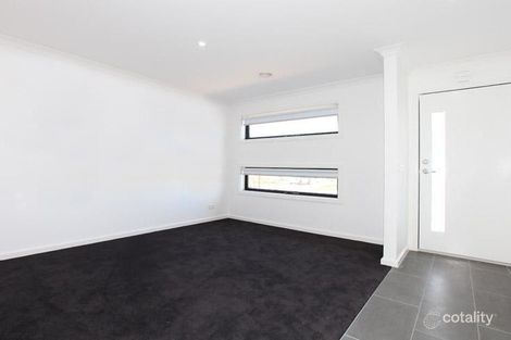 Property photo of 27A Healesville Loop Craigieburn VIC 3064