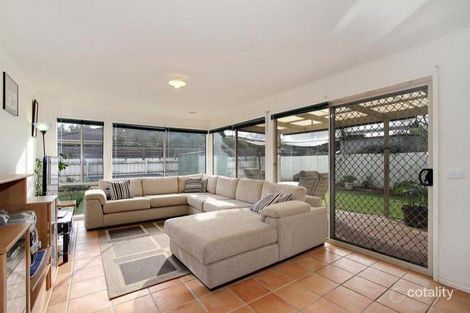 Property photo of 2 Pitt Road Kilsyth VIC 3137