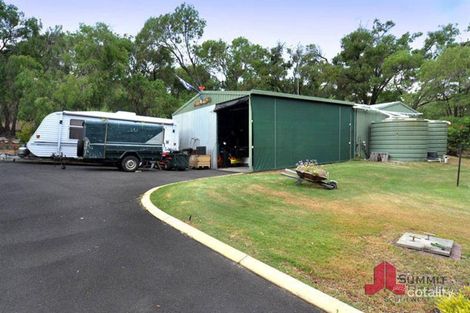 Property photo of 6 Mawson Court Leschenault WA 6233