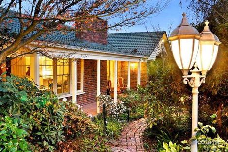 60 Mcclares Rd, Vermont, VIC 3133