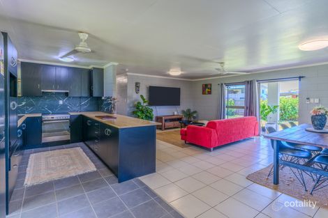 7 Goroka Cl, Wangan, QLD 4871