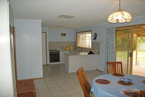 Property photo of 10 Amalfi Drive Lavington NSW 2641