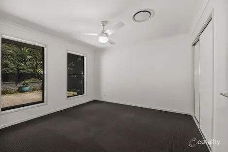 Property photo of 7 Sovereign Drive Deebing Heights QLD 4306