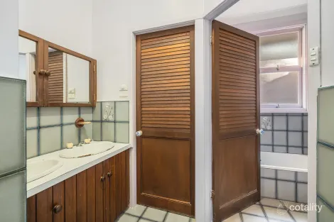 Property photo of 2 Heather Crescent Garden Suburb NSW 2289