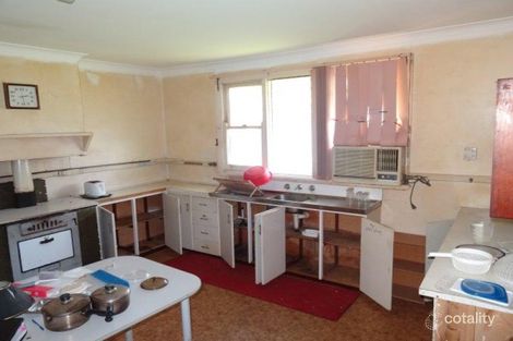 Property photo of 206 Sixth Street Wonthella WA 6530
