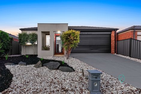 Property photo of 16 Sherrington Grange Derrimut VIC 3026