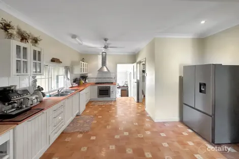 34 Evans St, Atherton, QLD 4883