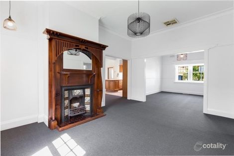 Property photo of 18 Collins Street Essendon VIC 3040