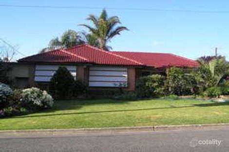 17 Churchill Dr, Modbury North, SA 5092